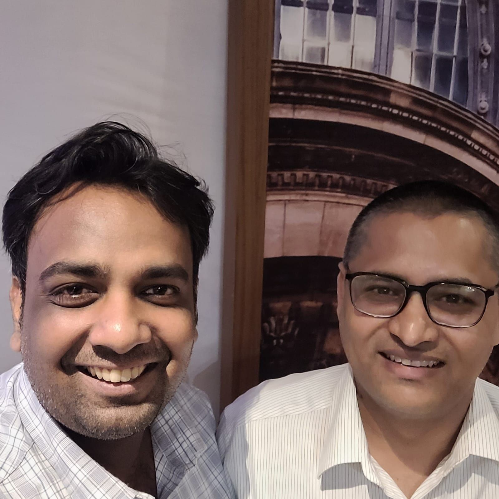 Mayur Agarwal owner of Makworth Finserv meeting  Fund manager of Axis Mutual Fund